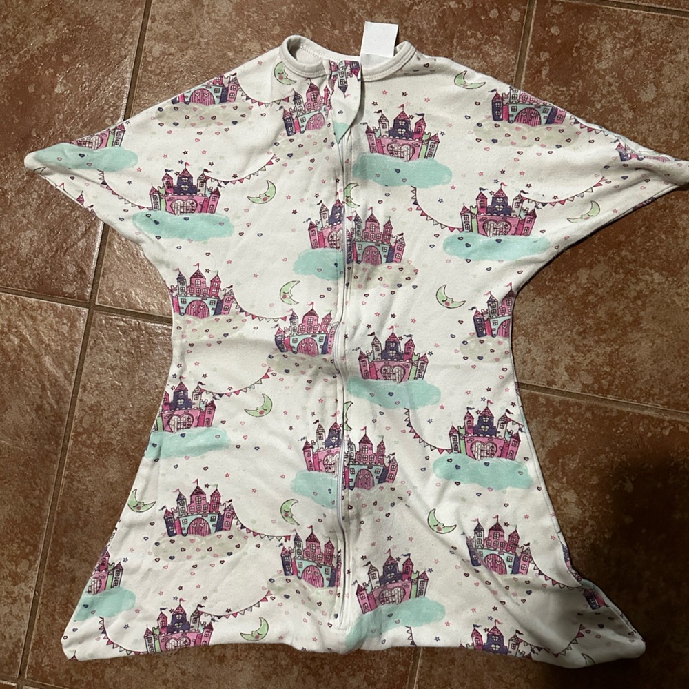 Princess Castle Zipadee 3-6 months